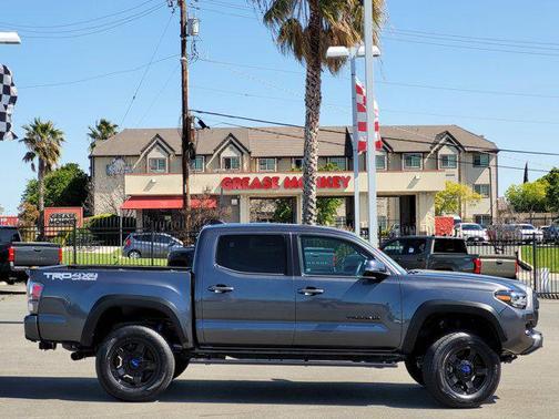 2022 Toyota Tacoma TRD Off Road
