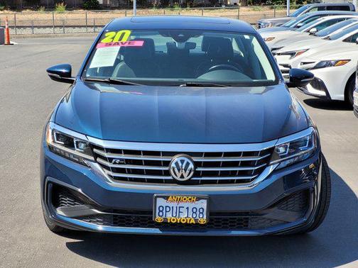2020 Volkswagen Passat 2.0T R-Line