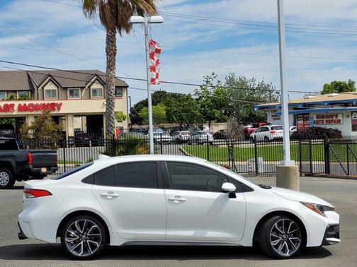 2022 Toyota Corolla SE