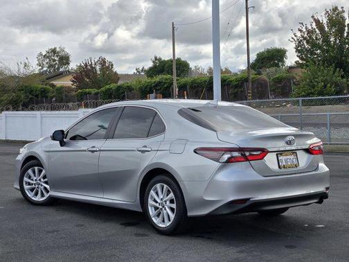 2024 Toyota Camry LE