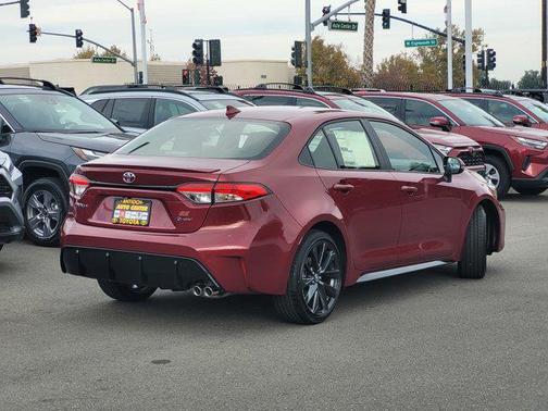 2026 Toyota Corolla Hybrid SE