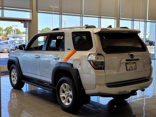 2022 Toyota 4Runner SR5