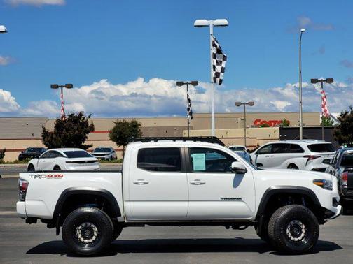 2022 Toyota Tacoma TRD Off Road