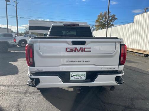 2023 GMC Sierra 2500 Denali