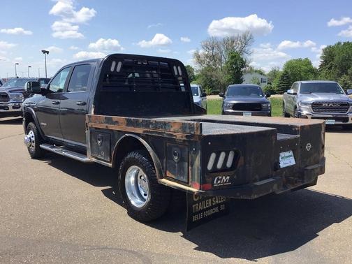 2022 RAM 3500 Laramie