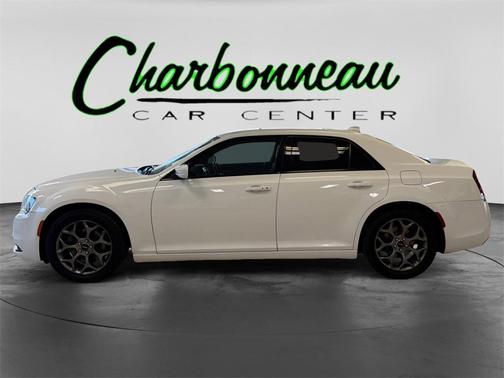 2016 Chrysler 300 S