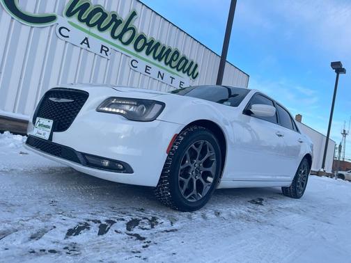 2016 Chrysler 300 S