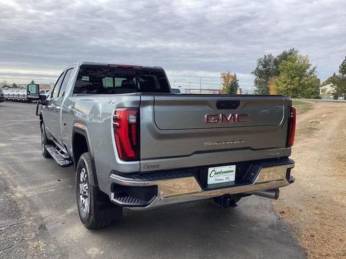 2025 GMC Sierra 3500 SLT