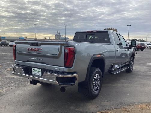 2025 GMC Sierra 3500 SLT