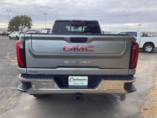 2025 GMC Sierra 3500 SLT
