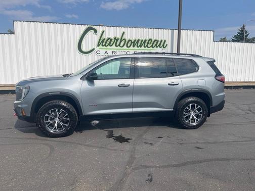 2024 GMC Acadia AT4