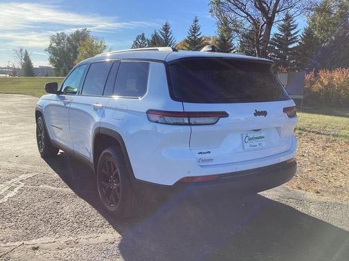 2024 Jeep Grand Cherokee L Laredo