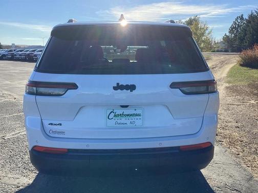 2024 Jeep Grand Cherokee L Laredo