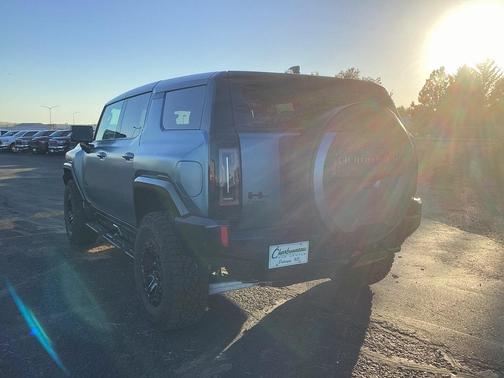 2024 GMC HUMMER EV SUV 3X