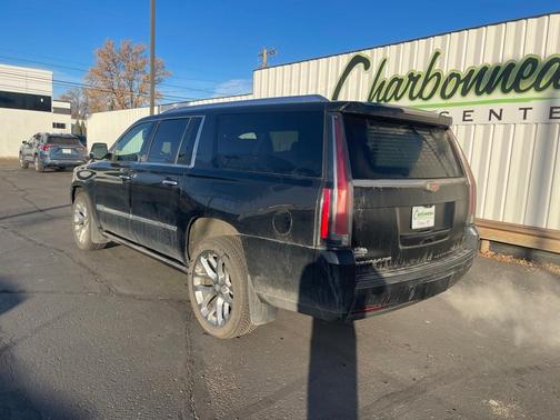 2017 Cadillac Escalade ESV Platinum