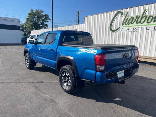 2017 Toyota Tacoma SR5