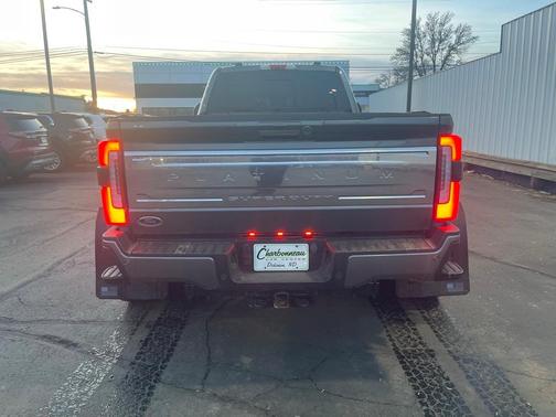 2023 Ford F-350 Platinum