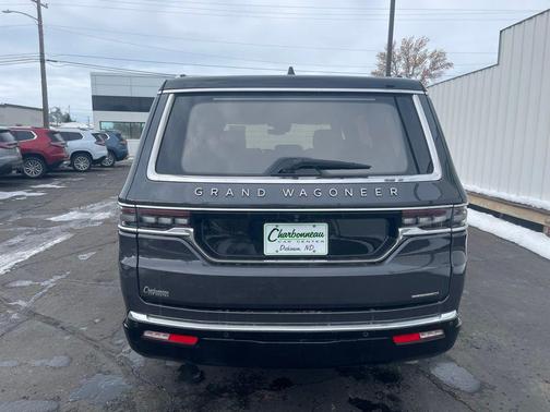 2024 Jeep Grand Wagoneer Series III