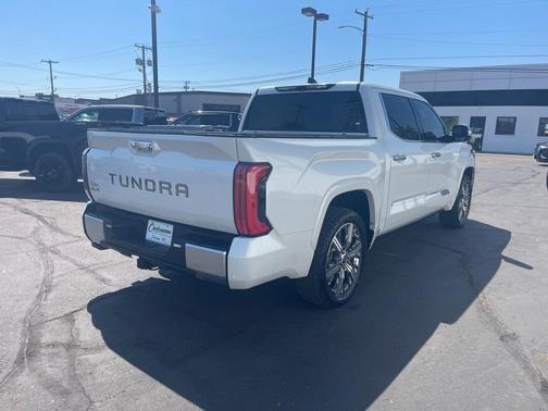 2023 Toyota Tundra Hybrid Capstone