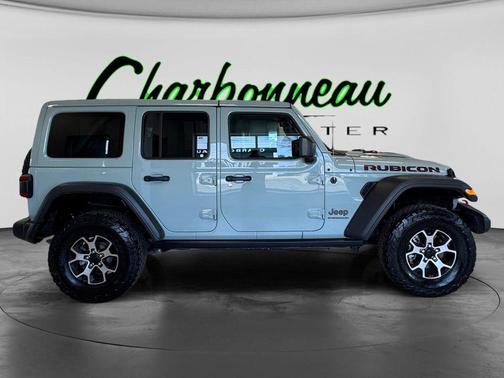 Earl Clearcoat 2023 Jeep Wrangler Rubicon