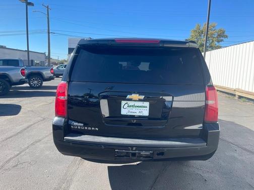 2016 Chevrolet Suburban LT
