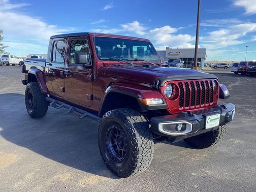 2022 Jeep Gladiator Sport