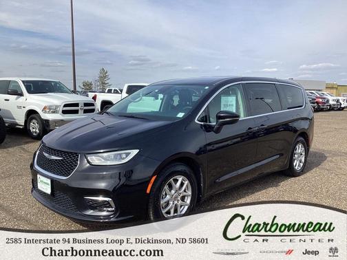 2023 Chrysler Pacifica Touring-L