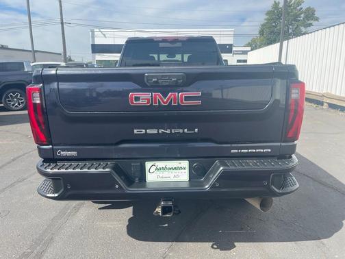 2024 GMC Sierra 3500 Denali