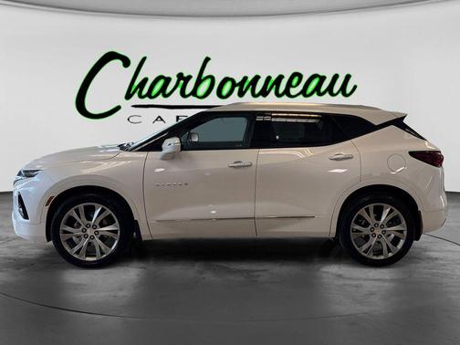 Iridescent Pearl Tricoat 2021 Chevrolet Blazer Premier