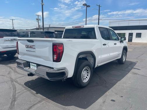 2025 GMC Sierra 1500 Pro