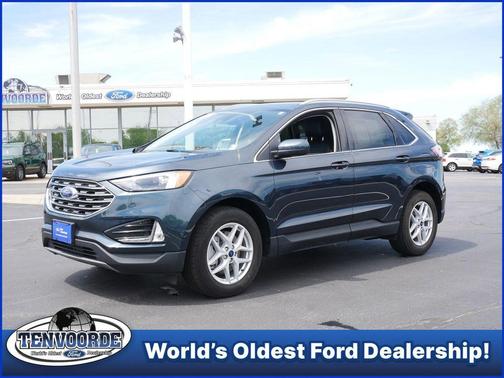 Blue Metallic 2022 Ford Edge SEL