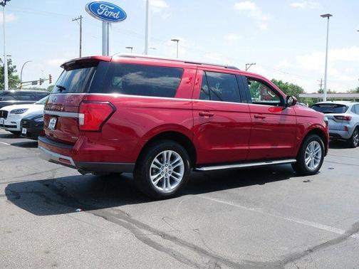 2022 Ford Expedition Max XLT