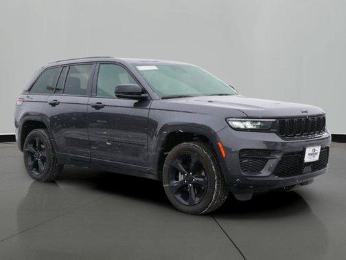 2024 Jeep Grand Cherokee Laredo