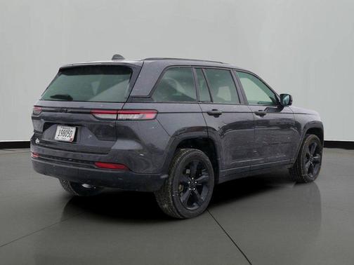 2024 Jeep Grand Cherokee Laredo