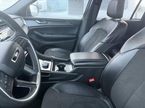 2024 Jeep Grand Cherokee Laredo