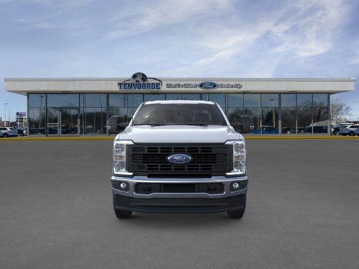 Oxford White 2026 Ford F-250 XL