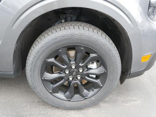 Carbonized Gray Metallic 2024 Ford Maverick Lariat