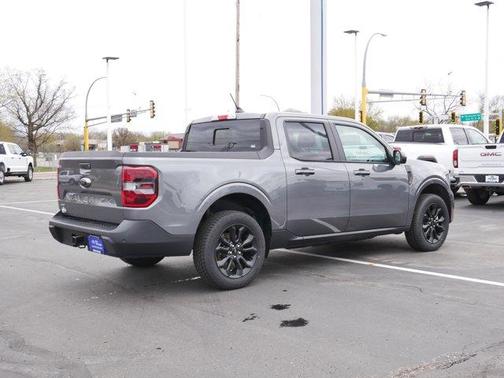 Carbonized Gray Metallic 2024 Ford Maverick Lariat