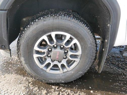 2024 GMC Sierra 2500 SLE