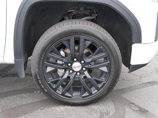 Summit White 2021 GMC Sierra 1500 AT4