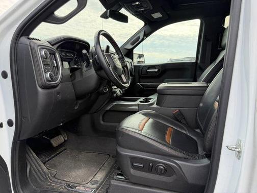 Summit White 2021 GMC Sierra 1500 AT4