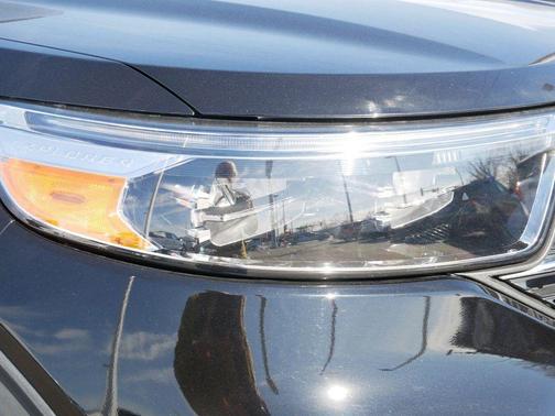 Agate Black Metallic 2023 Ford Explorer XLT