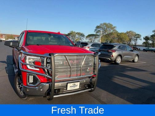 Cardinal Red 2021 GMC Sierra 1500 SLT