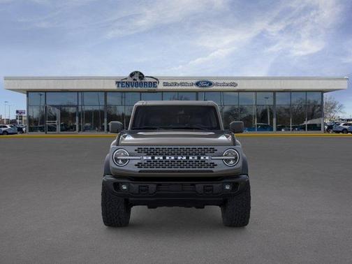 Gray 2026 Ford Bronco Badlands