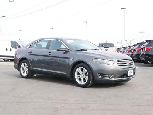 Magnetic 2018 Ford Taurus SEL