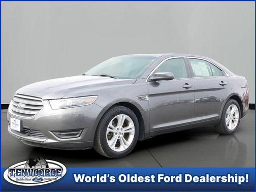 Magnetic 2018 Ford Taurus SEL