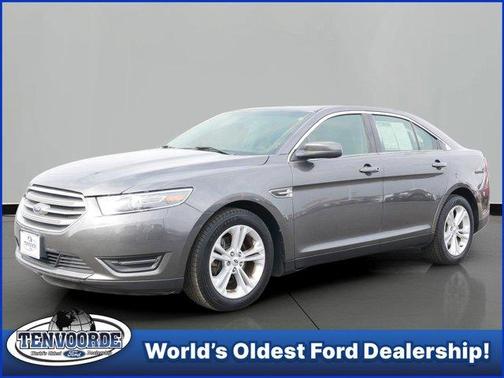 Magnetic 2018 Ford Taurus SEL