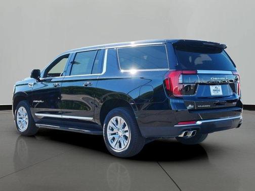 Onyx Black 2025 GMC Yukon XL Denali