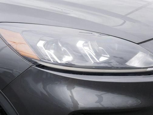 Magnetic Metallic 2020 Ford Escape SE