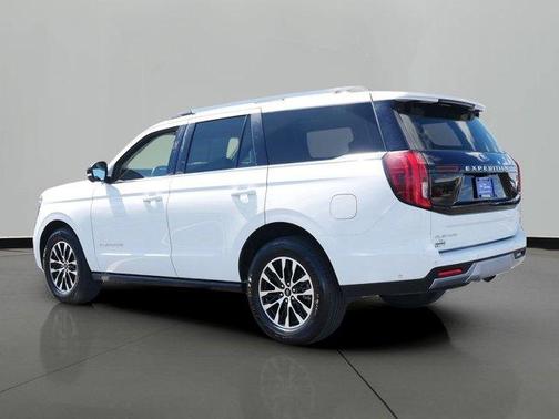 Oxford White 2025 Ford Expedition Platinum